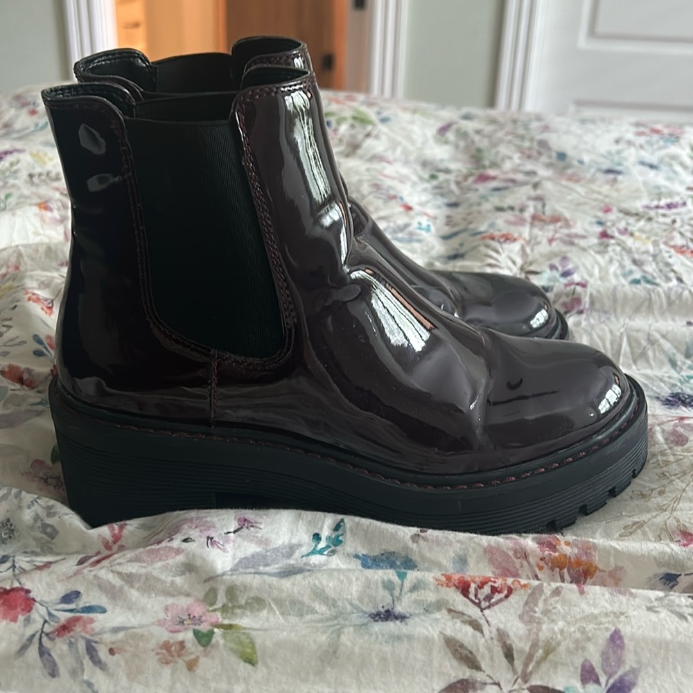 Platform boots